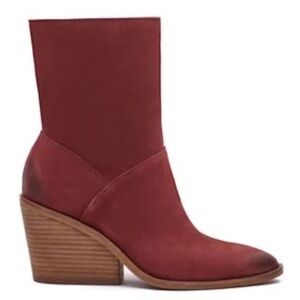 Lucky Brand Sarey boot maroon NWT